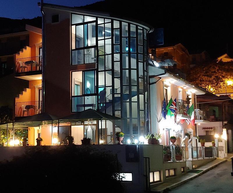 Hotel Carriera San Giovanni Rotondo Exterior foto